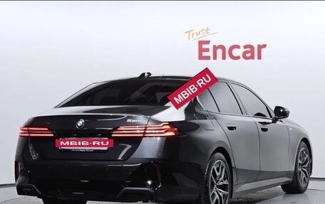 BMW 5 серия, 2025 год, 7 092 000 рублей, 2 фотография