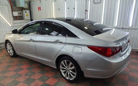 Hyundai Sonata VI, 2010 год, 1 090 000 рублей, 6 фотография