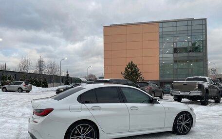 BMW 3 серия, 2019 год, 3 700 000 рублей, 18 фотография