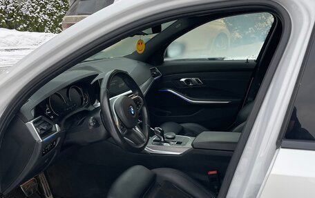 BMW 3 серия, 2019 год, 3 700 000 рублей, 14 фотография