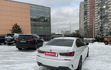 BMW 3 серия, 2019 год, 3 700 000 рублей, 12 фотография