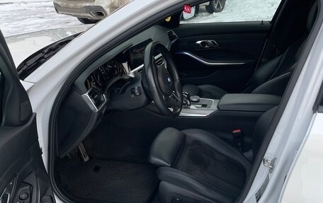 BMW 3 серия, 2019 год, 3 700 000 рублей, 22 фотография