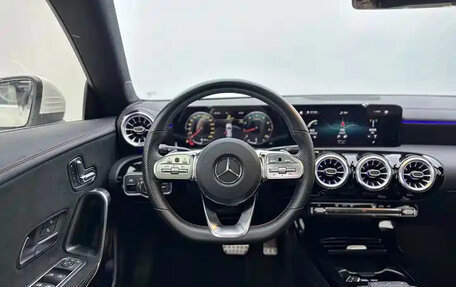 Mercedes-Benz CLA, 2021 год, 1 809 000 рублей, 7 фотография