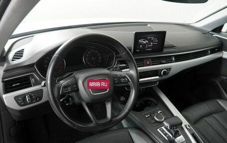 Audi A4, 2018 год, 1 750 000 рублей, 9 фотография