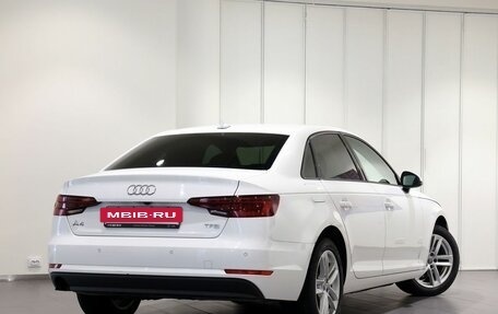 Audi A4, 2018 год, 1 750 000 рублей, 3 фотография