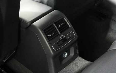 Audi A4, 2018 год, 1 750 000 рублей, 21 фотография