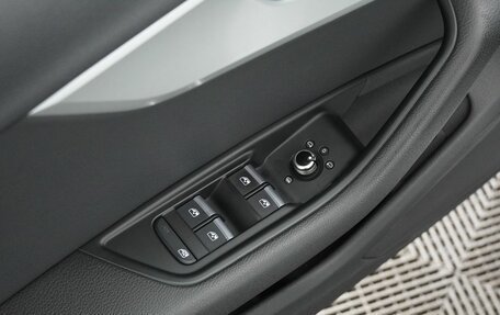 Audi A4, 2018 год, 1 750 000 рублей, 15 фотография