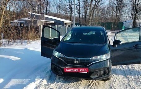 Honda Fit III, 2019 год, 1 330 000 рублей, 5 фотография
