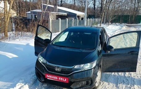 Honda Fit III, 2019 год, 1 330 000 рублей, 7 фотография