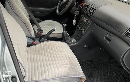 Toyota Avensis III рестайлинг, 2007 год, 650 000 рублей, 13 фотография