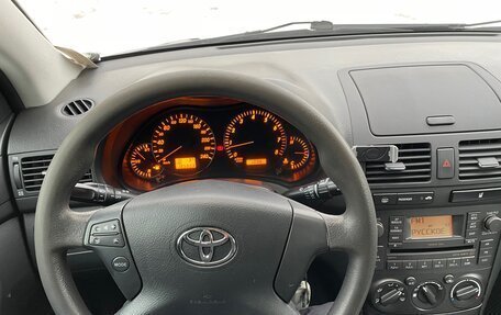 Toyota Avensis III рестайлинг, 2007 год, 650 000 рублей, 15 фотография