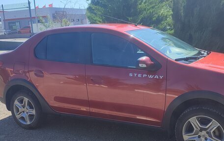 Renault Logan II, 2019 год, 1 400 000 рублей, 3 фотография