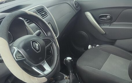 Renault Logan II, 2019 год, 1 400 000 рублей, 15 фотография