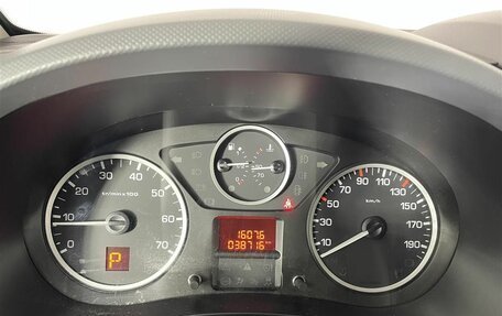 Peugeot Partner II рестайлинг 2, 2022 год, 2 350 000 рублей, 13 фотография