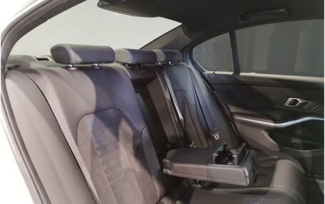 BMW 3 серия, 2023 год, 2 800 000 рублей, 13 фотография