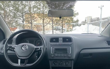 Volkswagen Polo VI (EU Market), 2017 год, 1 182 000 рублей, 9 фотография