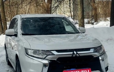 Mitsubishi Outlander III рестайлинг 3, 2022 год, 2 520 000 рублей, 1 фотография