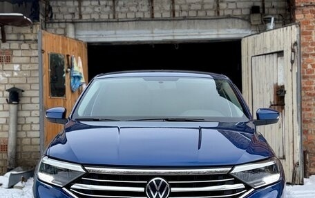 Volkswagen Polo VI (EU Market), 2020 год, 1 555 000 рублей, 1 фотография