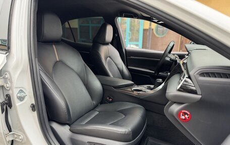 Toyota Camry, 2020 год, 2 990 000 рублей, 15 фотография