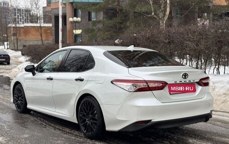 Toyota Camry, 2020 год, 2 990 000 рублей, 4 фотография