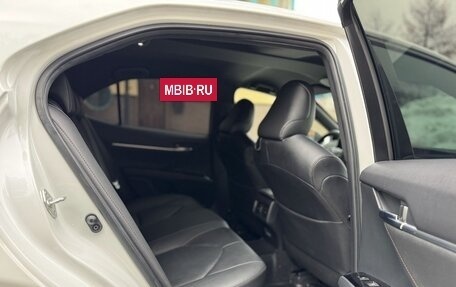 Toyota Camry, 2020 год, 2 990 000 рублей, 17 фотография