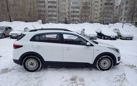 KIA Rio IV, 2018 год, 1 550 000 рублей, 3 фотография