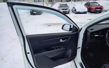 KIA Rio IV, 2018 год, 1 550 000 рублей, 7 фотография