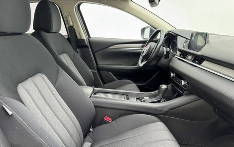 Mazda 6, 2021 год, 1 900 000 рублей, 10 фотография