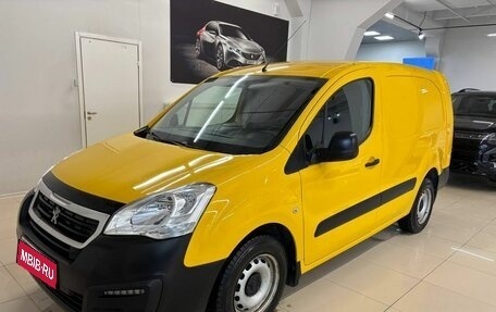 Peugeot Partner II рестайлинг 2, 2021 год, 2 099 000 рублей, 1 фотография