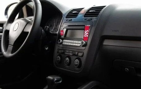 Volkswagen Jetta VI, 2008 год, 800 000 рублей, 10 фотография