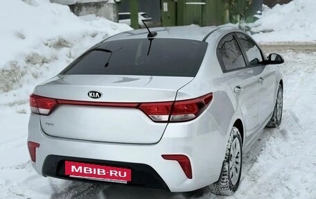 KIA Rio IV, 2018 год, 1 300 000 рублей, 6 фотография