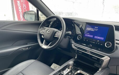 Lexus RX IV рестайлинг, 2024 год, 6 500 000 рублей, 14 фотография