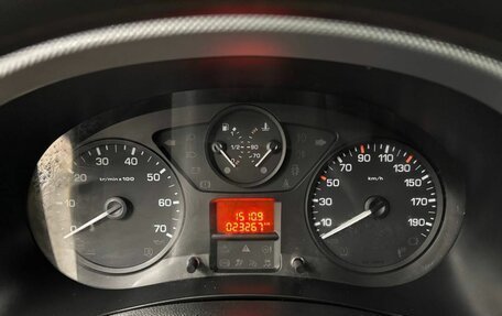 Peugeot Partner II рестайлинг 2, 2021 год, 2 099 000 рублей, 10 фотография