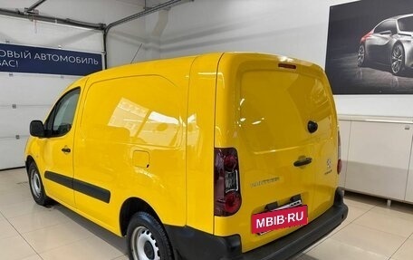 Peugeot Partner II рестайлинг 2, 2021 год, 2 099 000 рублей, 7 фотография