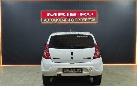 Renault Sandero I, 2013 год, 550 000 рублей, 3 фотография
