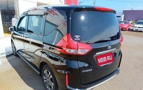 Honda Freed II, 2022 год, 1 354 000 рублей, 5 фотография