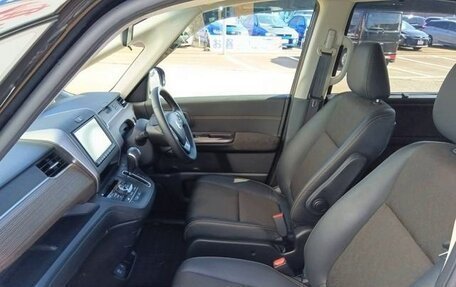 Honda Freed II, 2022 год, 1 354 000 рублей, 28 фотография