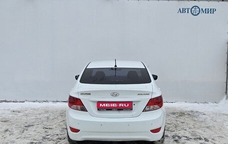 Hyundai Solaris II рестайлинг, 2013 год, 570 000 рублей, 7 фотография