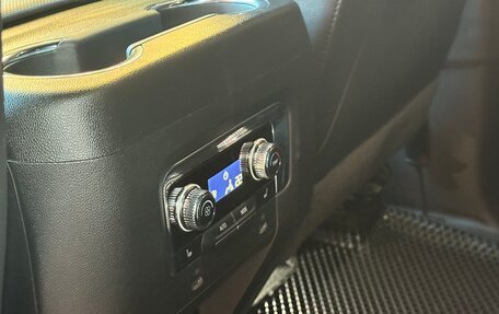 GMC Yukon IV, 2023 год, 9 390 000 рублей, 13 фотография