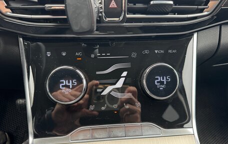 CheryExeed VX, 2022 год, 2 700 000 рублей, 16 фотография