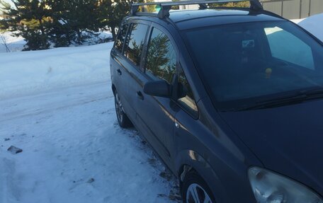 Opel Zafira B, 2008 год, 550 000 рублей, 4 фотография