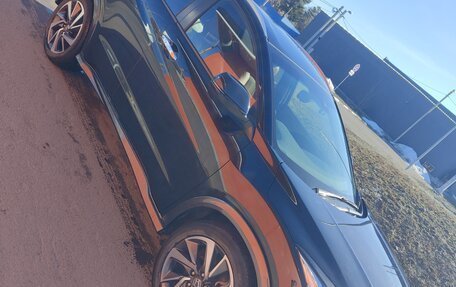 Honda Vezel, 2019 год, 2 200 000 рублей, 2 фотография