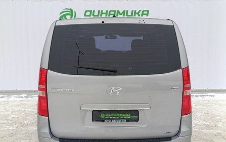 Hyundai Grand Starex Grand Starex I рестайлинг 2, 2017 год, 2 420 000 рублей, 6 фотография