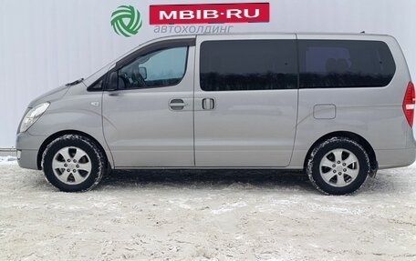 Hyundai Grand Starex Grand Starex I рестайлинг 2, 2017 год, 2 420 000 рублей, 8 фотография