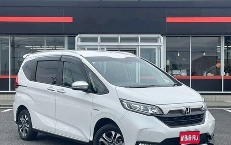 Honda Freed II, 2022 год, 1 254 000 рублей, 1 фотография