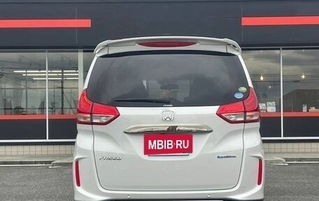 Honda Freed II, 2022 год, 1 254 000 рублей, 6 фотография