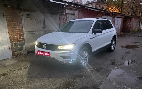 Volkswagen Tiguan II, 2017 год, 2 500 000 рублей, 1 фотография