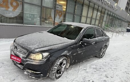 Mercedes-Benz C-Класс, 2013 год, 1 320 000 рублей, 1 фотография