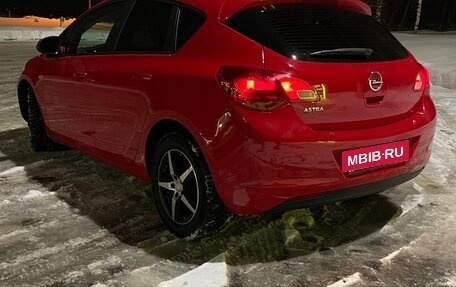 Opel Astra J, 2012 год, 770 000 рублей, 9 фотография