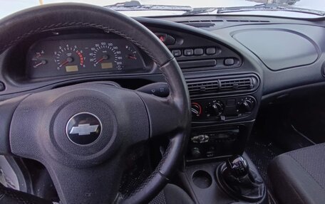 Chevrolet Niva I рестайлинг, 2010 год, 450 000 рублей, 4 фотография